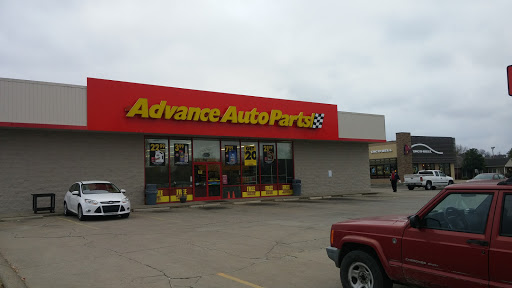 Auto Parts Store «Advance Auto Parts», reviews and photos, 450 N Ellington Pkwy, Lewisburg, TN 37091, USA