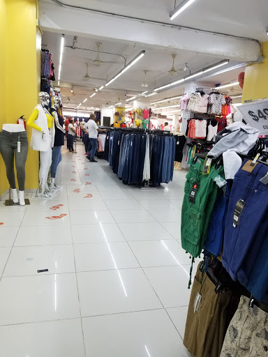 Tiendas ropa china Santo Domingo