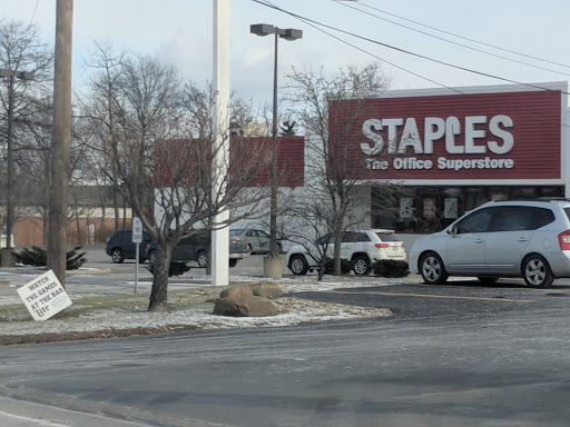 Office Supply Store «Staples», reviews and photos, 439 S Hermitage Rd, Hermitage, PA 16148, USA