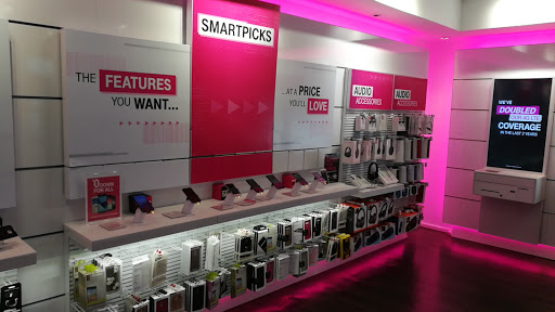 Cell Phone Store «T-Mobile», reviews and photos, 2857 NJ-35, Hazlet, NJ 07730, USA
