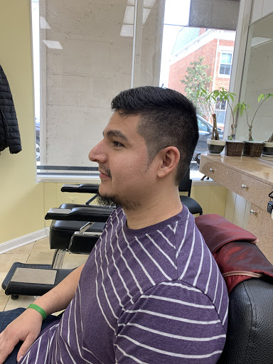 Barber Shop «Old Town Barber Shop», reviews and photos, 222 N Lee St # 2, Alexandria, VA 22314, USA