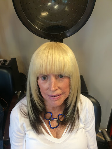 Beauty Salon «Uptown Hair Extensions by Allison», reviews and photos, 25701 N Lakeland Blvd, Euclid, OH 44132, USA