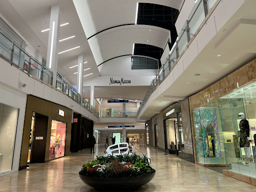 Shopping Mall «Westfield Garden State Plaza», reviews and photos, 1 Garden State Plaza, Paramus, NJ 07652, USA