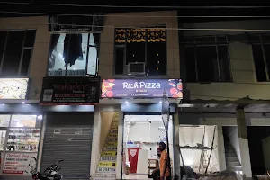 Rich Pizza image