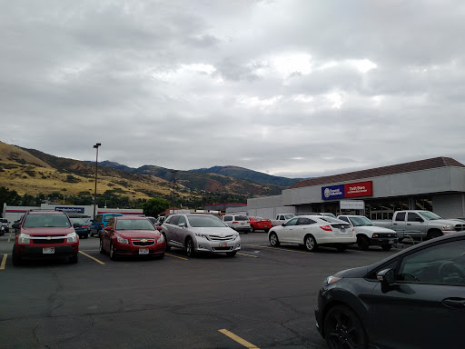 Thrift Store «Deseret Industries Thrift Store», reviews and photos, 158 E Pages Ln, Centerville, UT 84014, USA