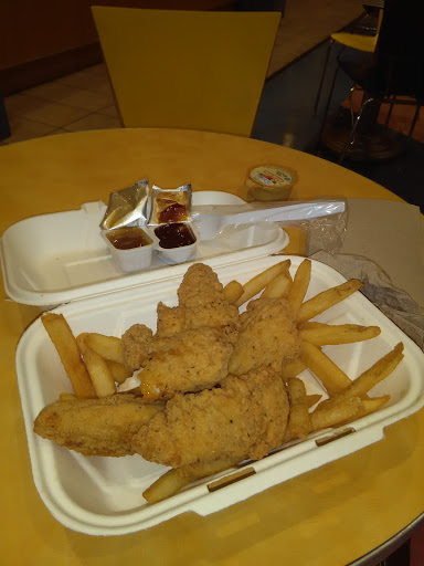 Movie Theater «Rave Cinemas», reviews and photos, 864 Riverdale St, West Springfield, MA 01089, USA