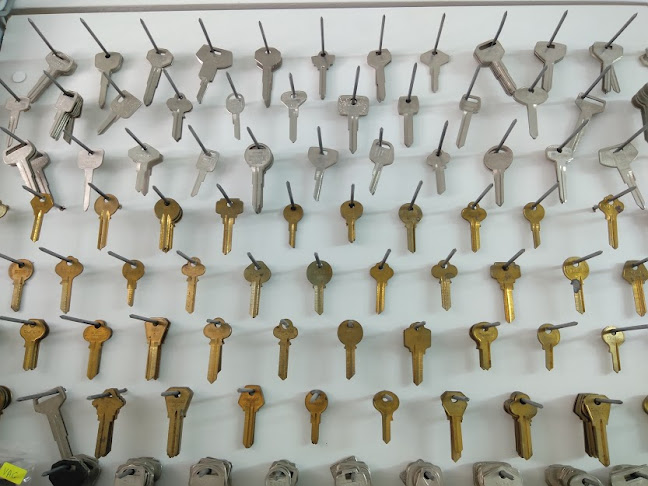 Ключарницата - Други