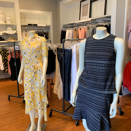 Clothing Store «Banana Republic», reviews and photos, 820 W Stacy Rd, Allen, TX 75013, USA