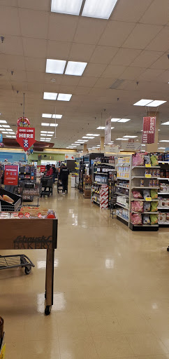 Grocery Store «Schnucks», reviews and photos, 4500 W Lloyd Expy, Evansville, IN 47712, USA