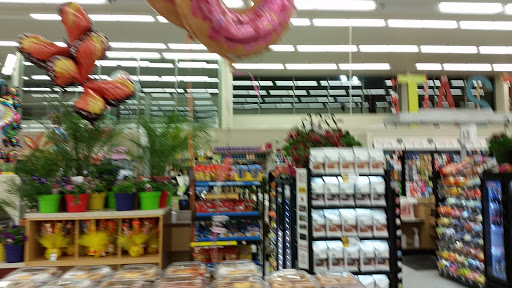 Supermarket «Hy-Vee», reviews and photos, 2395 NW Arterial, Dubuque, IA 52002, USA