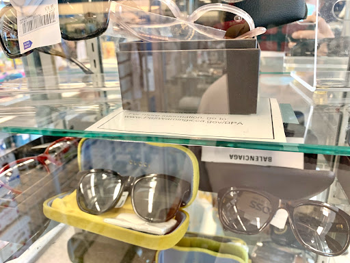 Clothing Store «Ross Dress for Less», reviews and photos, 13510 Whittier Blvd, Whittier, CA 90605, USA