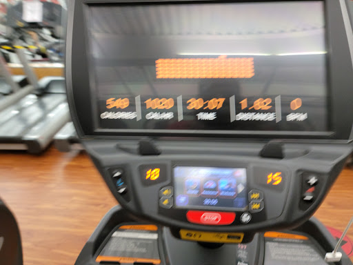 Gym «The Edge Fitness Clubs Norwalk», reviews and photos, 542 Westport Ave, Norwalk, CT 06851, USA