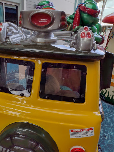 Sportswear Store «Columbia Sportswear Outlet Store at Premium Outlets», reviews and photos, 2300 Grand Cypress Dr #170, Lutz, FL 33559, USA