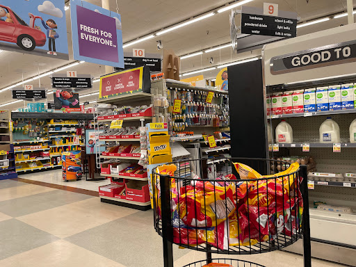 Grocery Store «Kroger», reviews and photos, 230 Lafayette Rd, London, OH 43140, USA