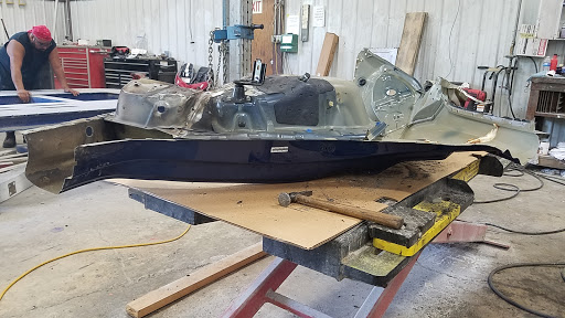 Auto Body Shop «Jim Williams Body Shop», reviews and photos, 100 Elk Park Dr, Taylorsville, KY 40071, USA