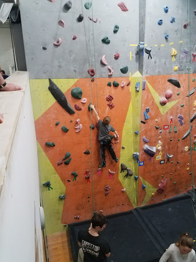 Rock Climbing Gym «Rocky Top Rec», reviews and photos, 1729 Allied St, Charlottesville, VA 22903, USA