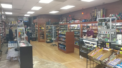 Tobacco Shop «Cig Star - Smoke, Vapor & Glass», reviews and photos, 2060 E Avenida De Los Arboles Suite H, Thousand Oaks, CA 91362, USA
