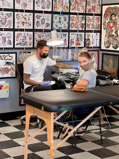 Tattoo Shop «Tattoo Paradise», reviews and photos, 15877 Redland Rd, Rockville, MD 20855, USA