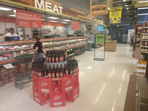 Grocery Store «New Seasons Market Mountain Park», reviews and photos, 3 Monroe Pkwy, Lake Oswego, OR 97035, USA