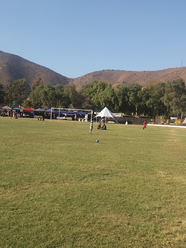 Opiniones de Estadio Municipal De Llay-llay en Llay Llay - Campo de fútbol