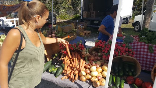 Grocery Store «Sanibel Island Farmers Market», reviews and photos, 800 Dunlop Rd, Sanibel, FL 33957, USA