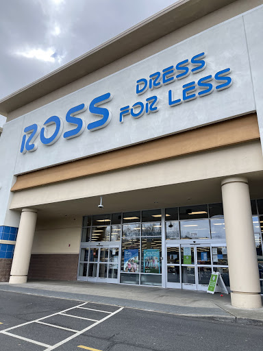 Clothing Store «Ross Dress for Less», reviews and photos, 2735 Harrison Ave NW, Olympia, WA 98502, USA