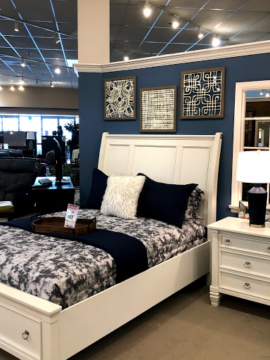 Furniture Store «JR Furniture Tigard», reviews and photos, 14255 SW Pacific Hwy, Tigard, OR 97224, USA
