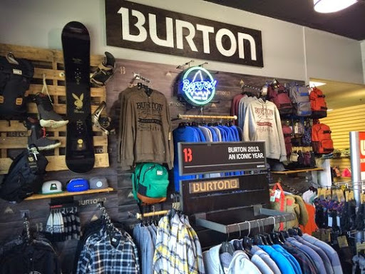 Outdoor Sports Store «The Ski Bum», reviews and photos, 218 E Main St #101, Newark, DE 19711, USA