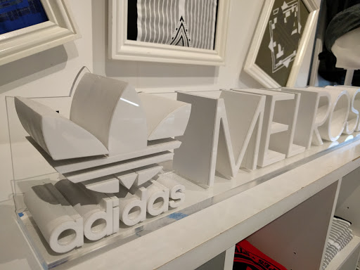 Shoe Store «Adidas Originals», reviews and photos, 8009 Melrose Ave, Los Angeles, CA 90046, USA