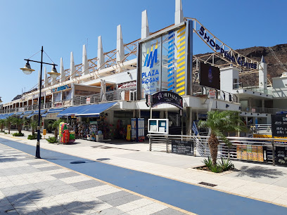 Shopping Center Plaza Mogan / Centro Comercial y de Ocio Plaza Mogan