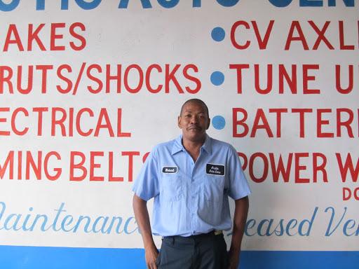 Auto Repair Shop «Arctic Auto Center», reviews and photos, 3700 W Broward Blvd, Fort Lauderdale, FL 33312, USA