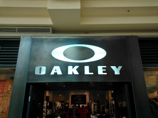 Sunglasses Store «Oakley Store», reviews and photos, 7021 S Memorial Dr #286-A, Tulsa, OK 74133, USA
