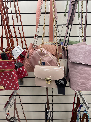 Department Store «Marshalls», reviews and photos, 122 Park Ave, Willow Grove, PA 19090, USA