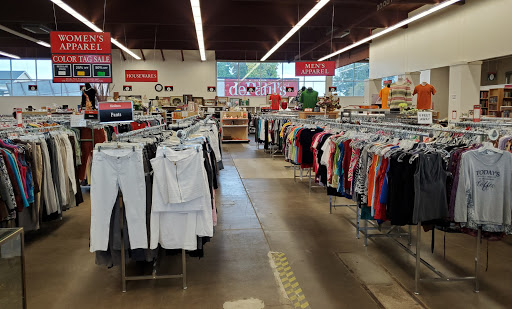 Clothing Store «St. Vincent de Paul Retail Thrift Store», reviews and photos, 333 Pacific Hwy W, Junction City, OR 97448, USA