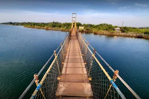 Pavinakurva Hanging Bridge image