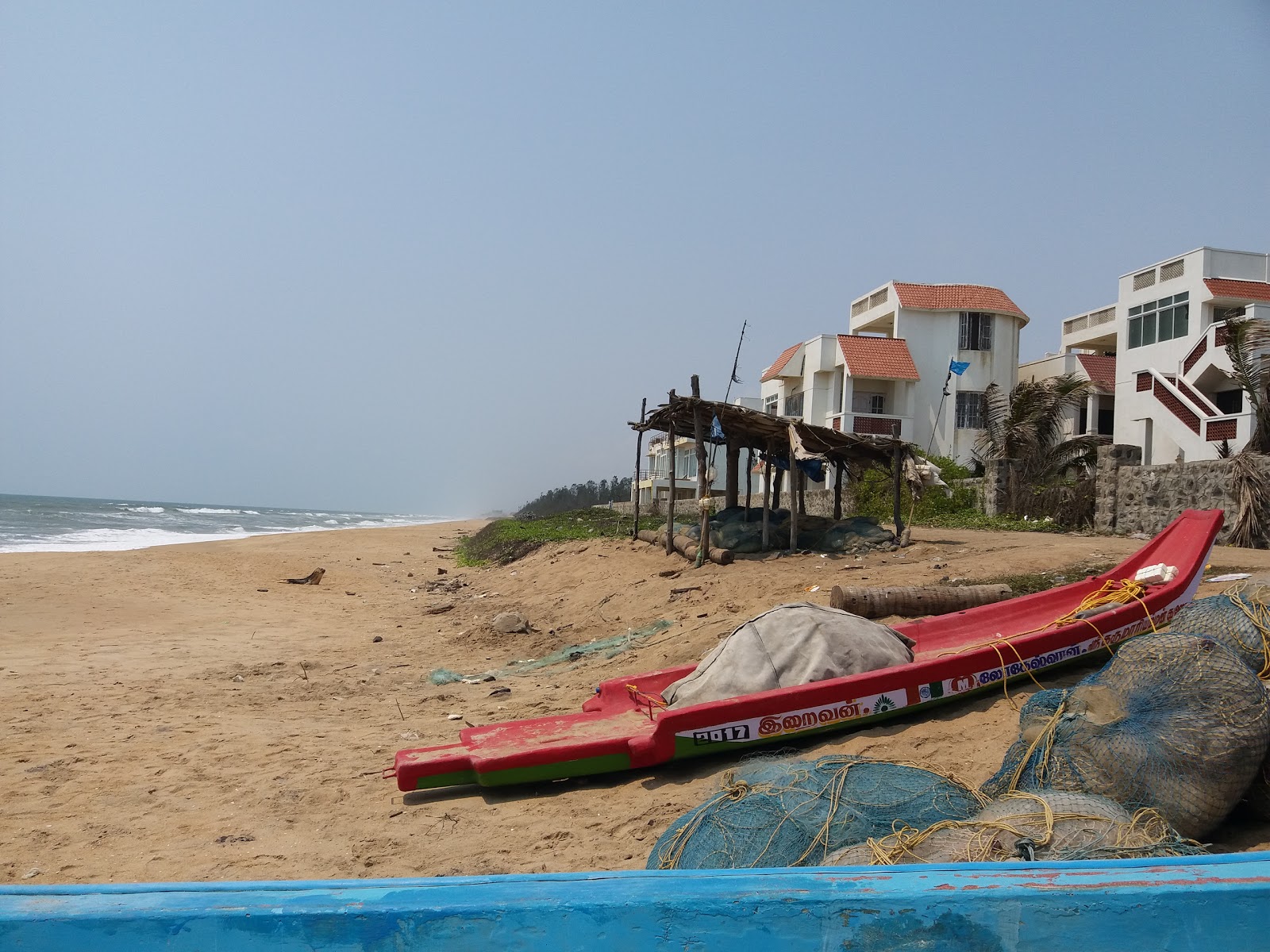 Foto de Semencheri Beach - lugar popular entre os apreciadores de relaxamento