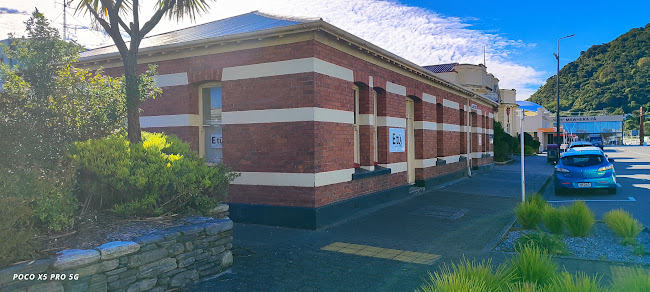Reviews of H R Bodle in Greymouth - Attorney