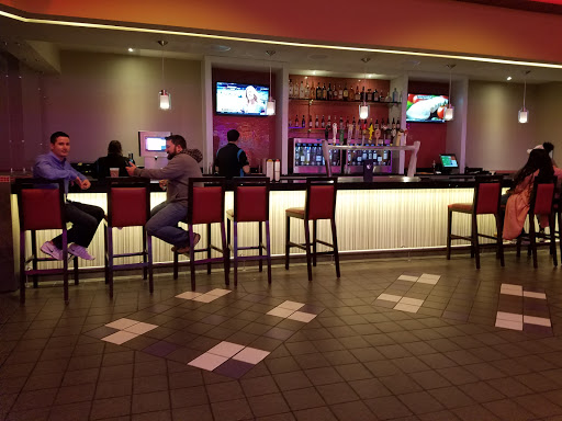 Movie Theater «Regal Cinemas Brandywine Town Center 16», reviews and photos, 3300 Brandywine Pkwy, Wilmington, DE 19803, USA