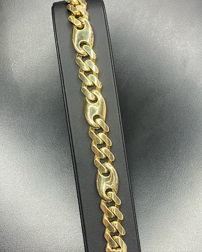 Jeweler «Grillz & Jewelry by DeLux Designs Jewelers», reviews and photos, 930 N Federal Hwy, Hollywood, FL 33020, USA