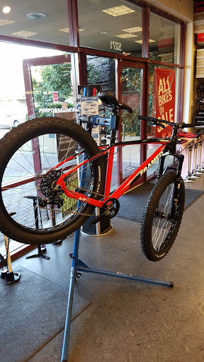 Bicycle Store «Performance Bicycle», reviews and photos, 5271 Sunrise Blvd, Fair Oaks, CA 95628, USA