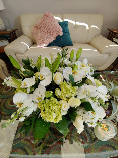 Florist «Tiger Lily Florist Inc.», reviews and photos, 131 Spring St, Charleston, SC 29403, USA