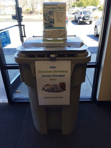 Shipping and Mailing Service «The UPS Store», reviews and photos, 875 State Rd #11, Westport, MA 02790, USA