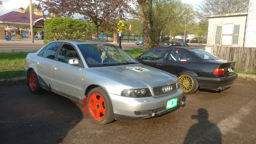 Auto Repair Shop «Monro Muffler Brake & Service», reviews and photos, 114 Pearl St, Essex Junction, VT 05452, USA