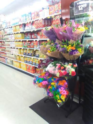 Supermarket «Stater Bros. Markets», reviews and photos, 1045 N Garey Ave, Pomona, CA 91767, USA