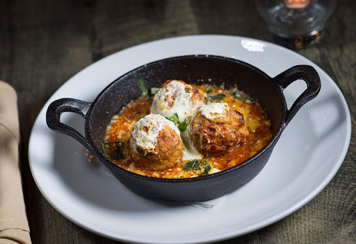 Bar & Grill «Philly Bar & Lounge», reviews and photos, 622 Watervliet Shaker Rd, Latham, NY 12110, USA