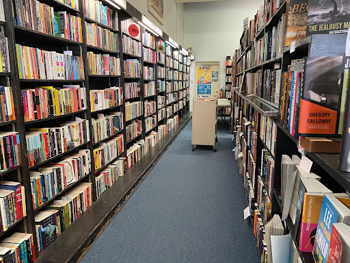 Book Store «Small World Books», reviews and photos, 1407 Ocean Front Walk, Venice, CA 90291, USA