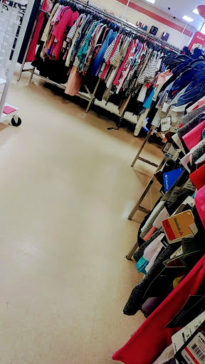 Department Store «Bealls Outlet», reviews and photos, 225 Habersham Cty Shop Ct, Cornelia, GA 30531, USA