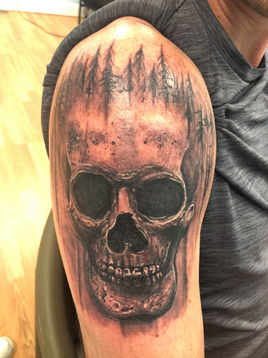 Tattoo Shop «Painful Passion Tattoos & Body Piercings», reviews and photos, 2616 Pacific Ave, Atlantic City, NJ 08401, USA