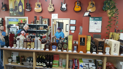 Liquor Store «Pour Vous Wine Spirits & Beer», reviews and photos, 263 Indian Lake Blvd, Hendersonville, TN 37075, USA
