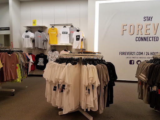 Clothing Store «Forever 21», reviews and photos, 200 Inland Center Dr, San Bernardino, CA 92408, USA
